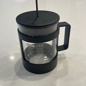 Bodum French press excellent condition I like the size, 3 cups. Great for travel
